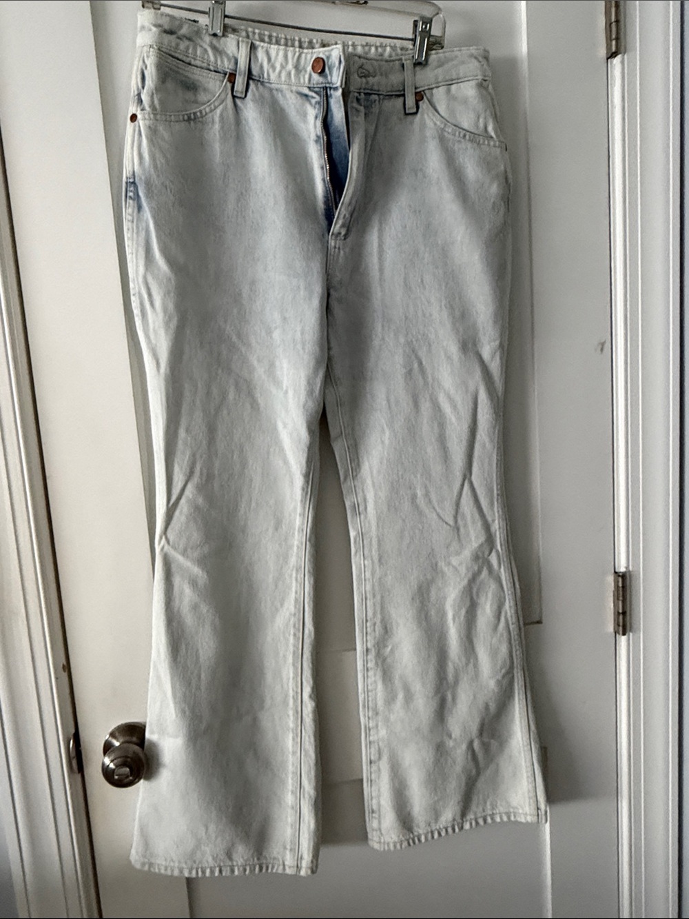 Wrangler Light Wash Women's Jeans - Classic Flare